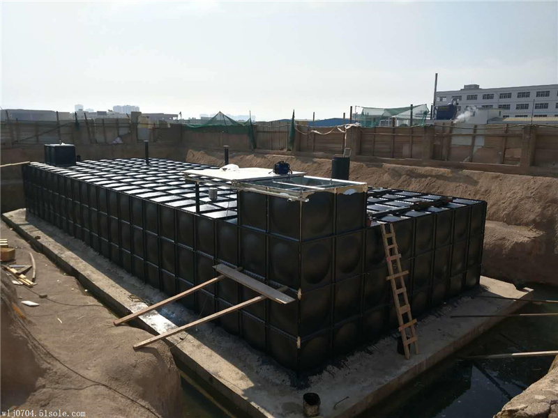 抗浮式地埋水箱
