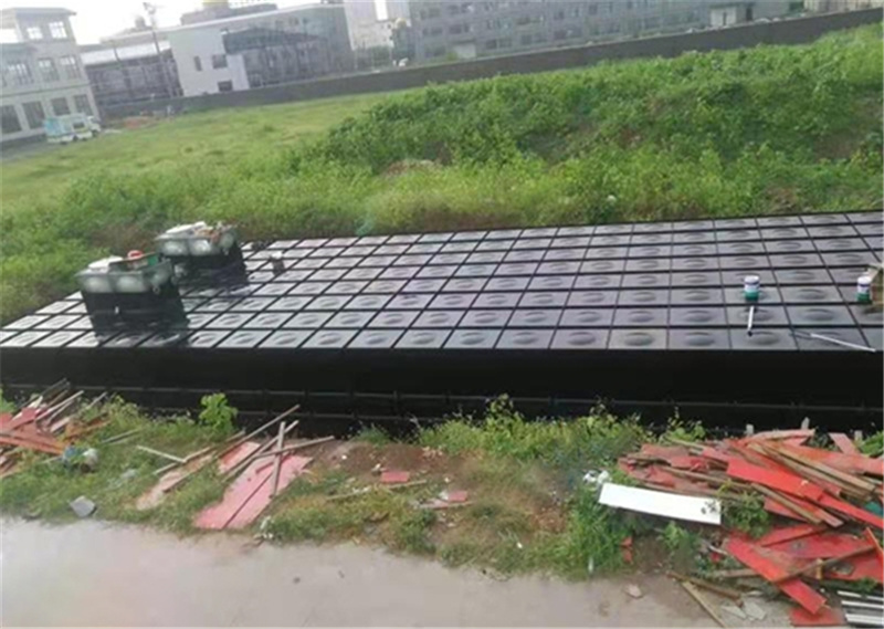抗浮式地埋水箱